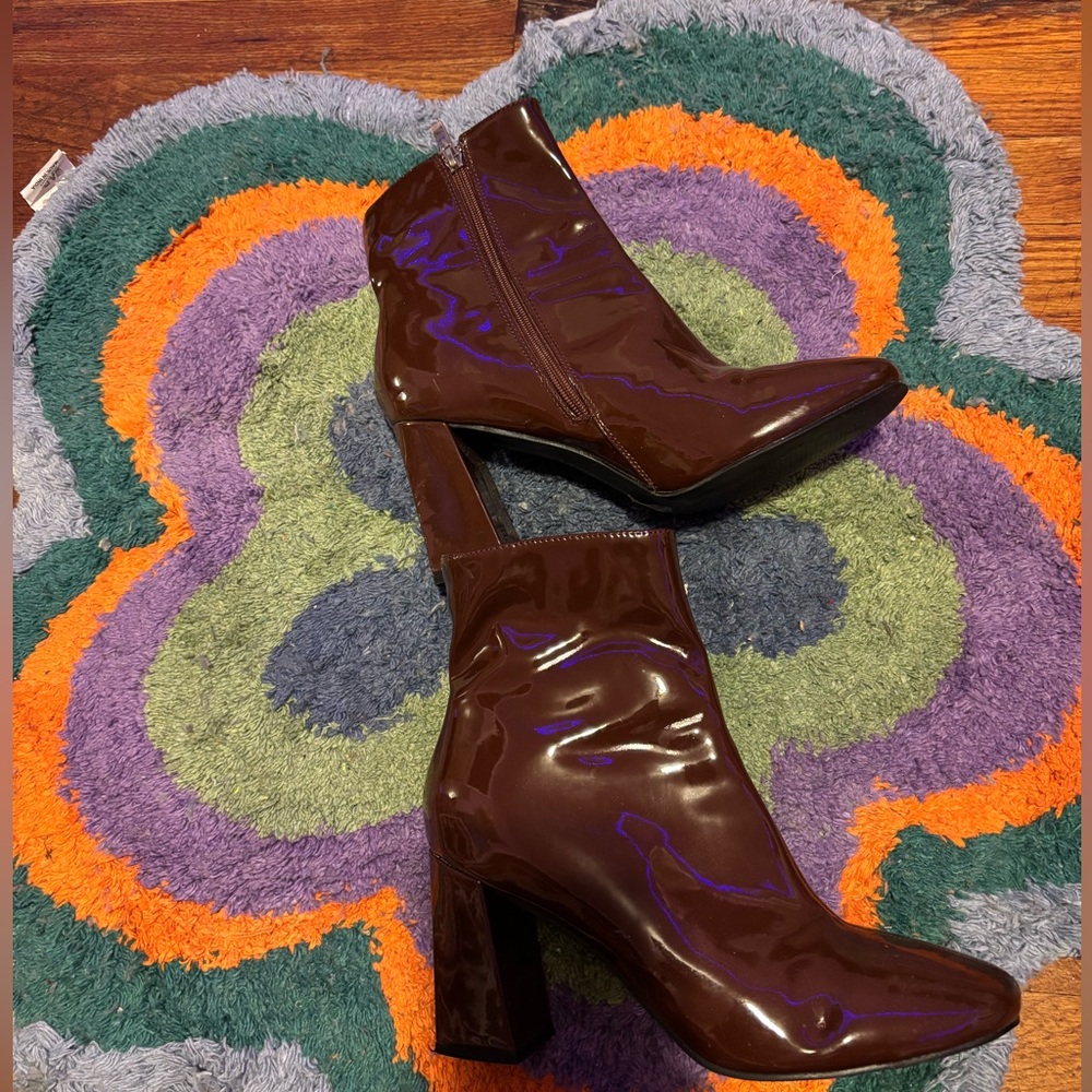 SHEIN Glossy Chocolate Heeled Boots